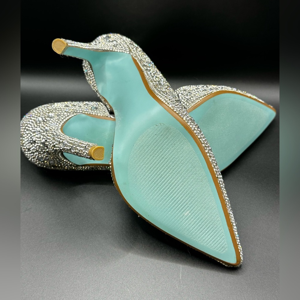 Betsey Johnson Hazil high heels in Silver and Crystal Embellishments 🎉HP🎉 - Picture 7 of 7